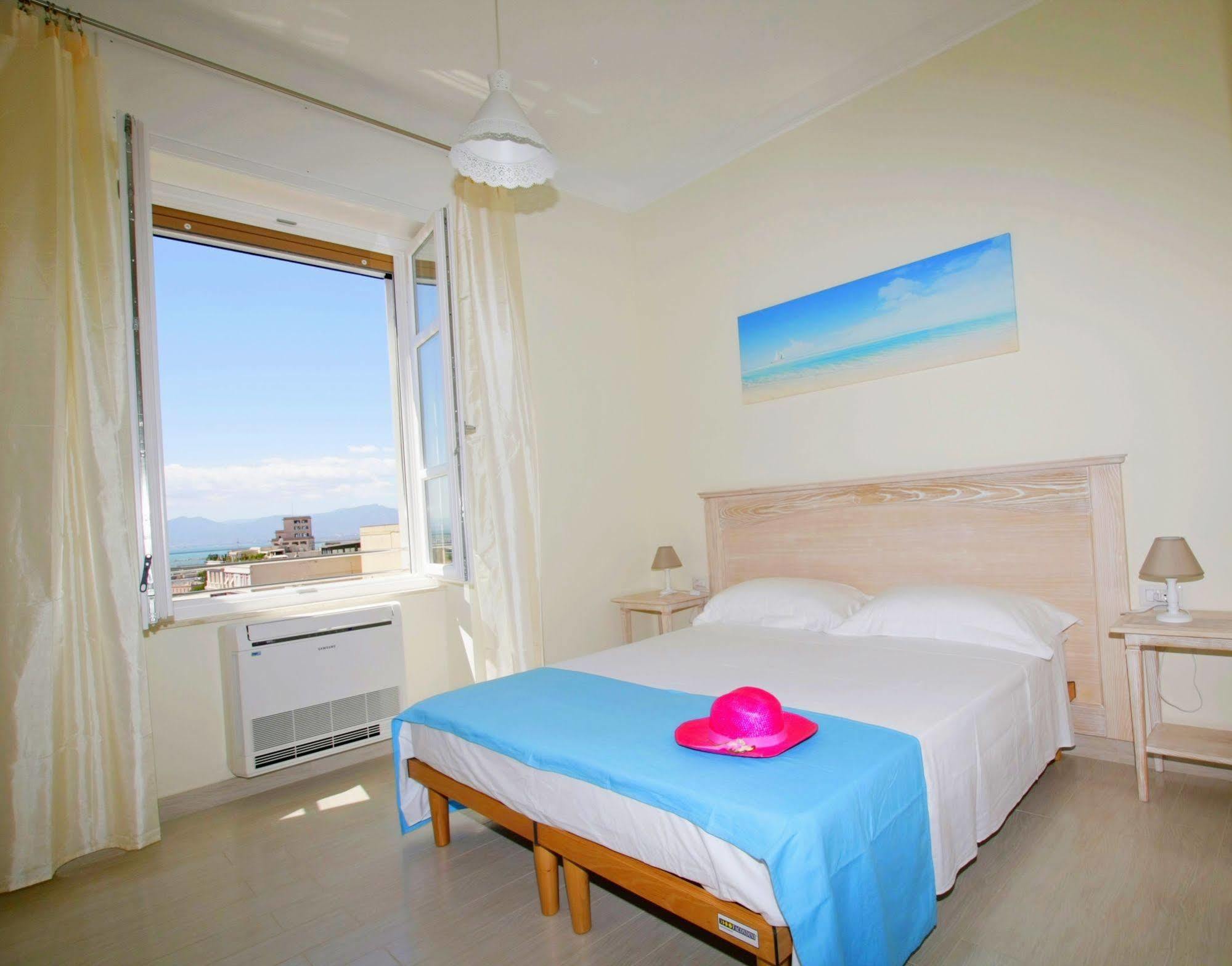 Brezza Marina Luxury Rooms Cagliari Exteriér fotografie